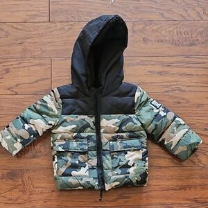 Fred & Flo Winter Camo Jacket Size 9-12 Months